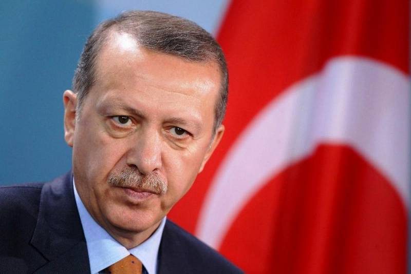 Эрдоган: Турция будет покупать нефть у Ирана, санкций США мы не боимся