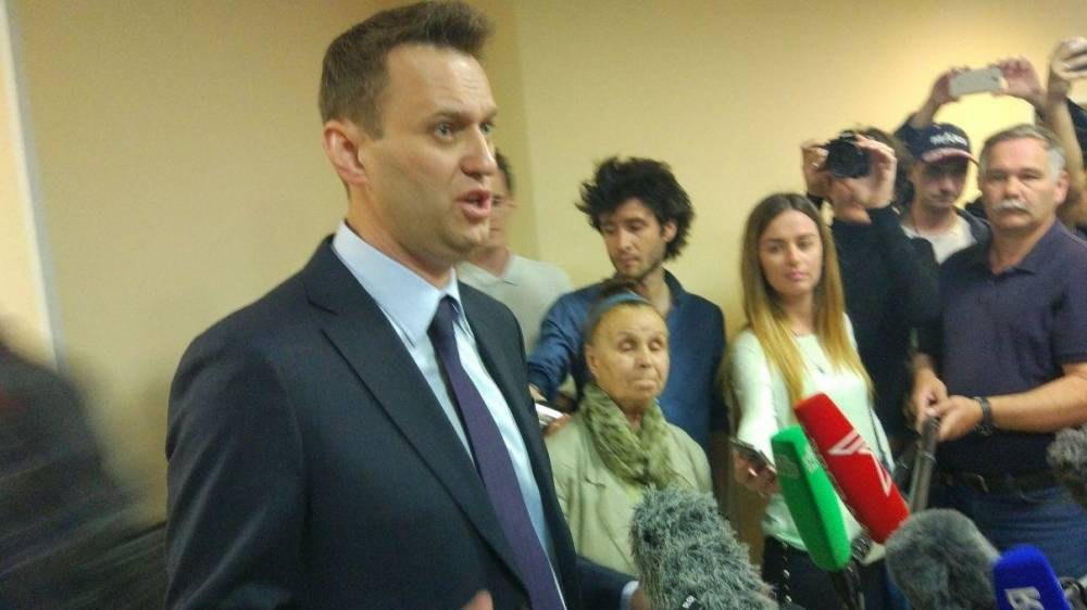 Комиссия ГД по вмешательству изучает деятельность Навального