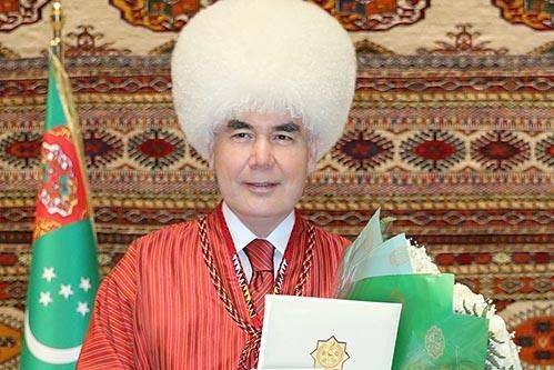 Президенту Туркмении присвоили звание «Почетный старейшина народа»