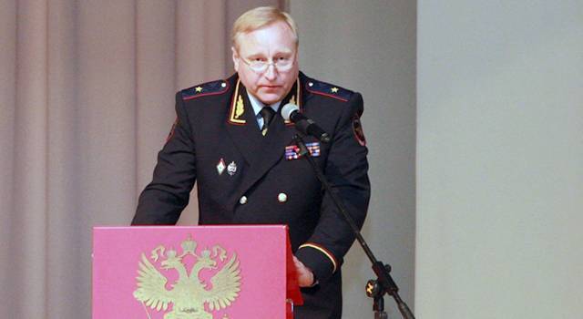 Суд не продлил на 72 часа срок задержания генералу МВД Мельникову