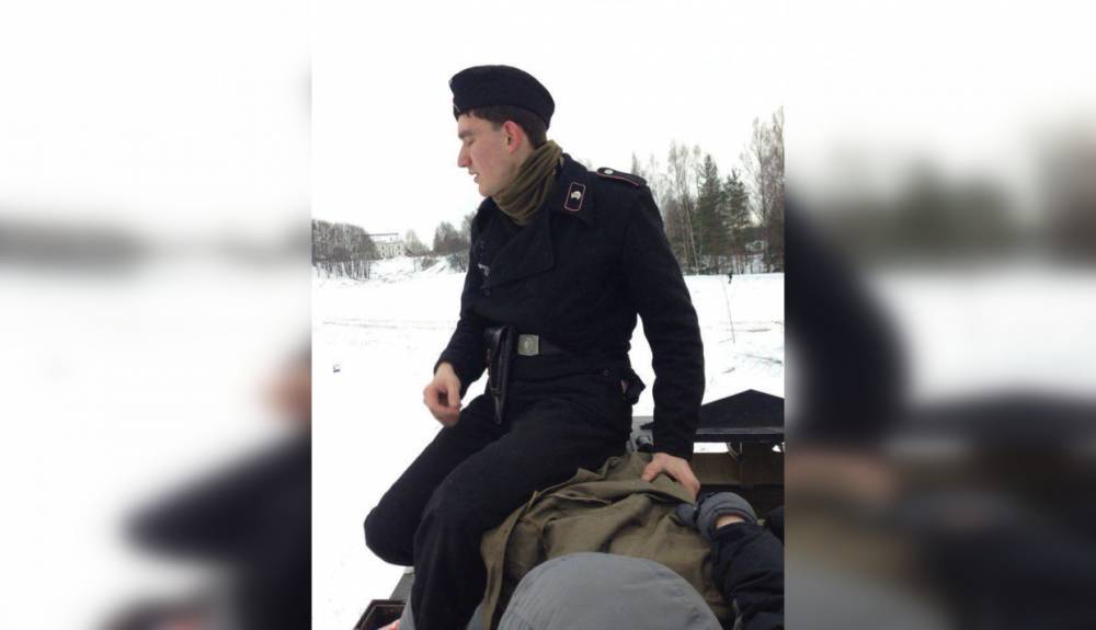 Изучающего историю Вермахта петербургского студента задержали в колледже с оружием в сумке