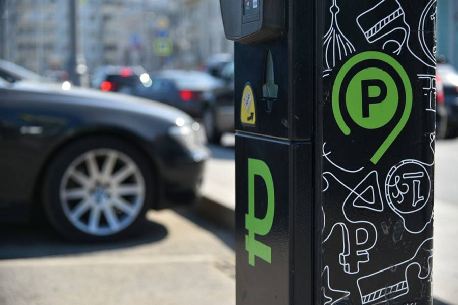 Почти 2 миллиона человек скачали обновленное приложение "Парковки Москвы"
