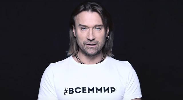 Украинский артист принял участие в российском флешмобе