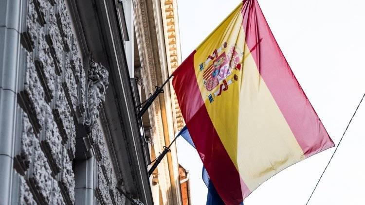 Правительство Испании намерено оспорить в суде резолюции каталонского парламента
