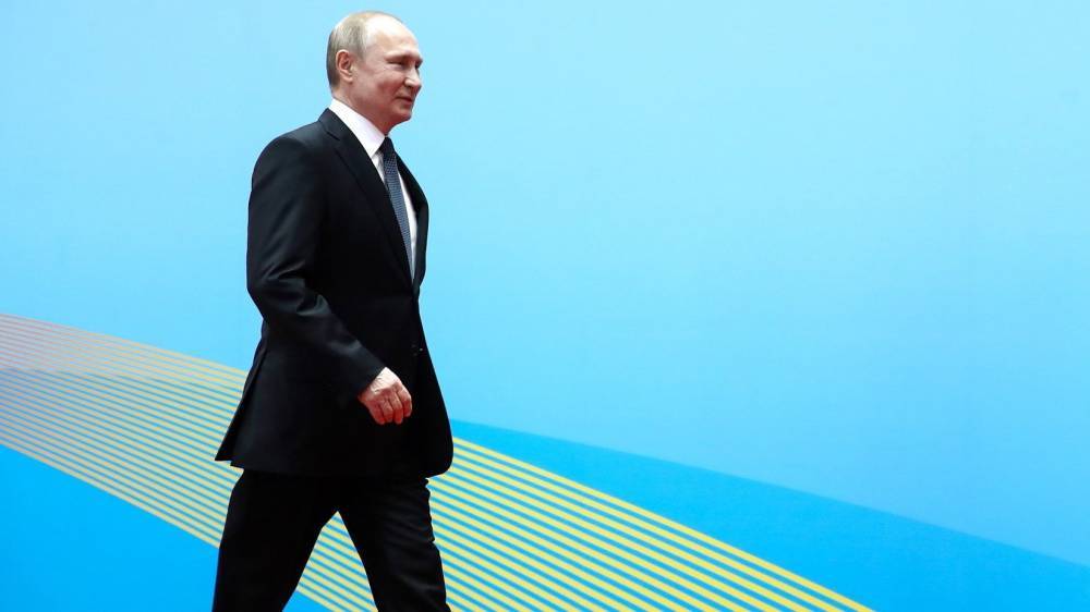 Путин&nbsp;поприветствовал участников&nbsp;юбилейного Российско-Финляндского форума