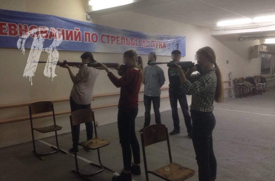 11-класснице из Красноярска выстрелили в голову на уроке ОБЖ