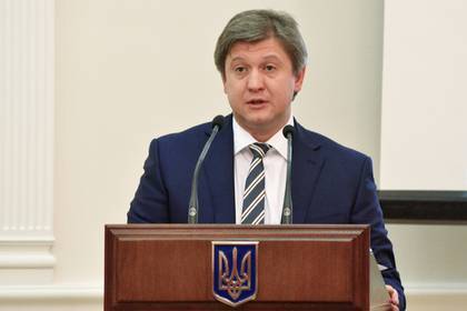 Отставку руководителя СНБО Украины объяснили давлением олигарха Коломойского