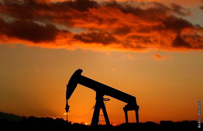 Нефть усилила снижение на росте добычи в Саудовской Аравии