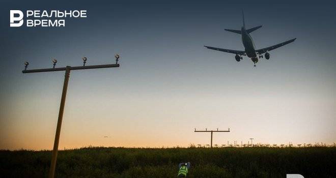Самолет, летевший из Казани в Новосибирск экстренно сел из-за плохого самочувствия пассажира