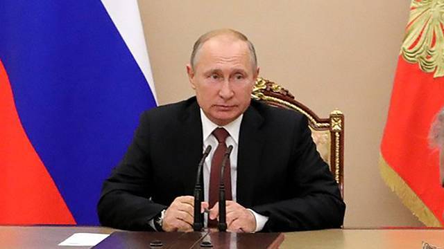 Путин обсудил с членами Совбеза РФ ситуацию в Сирии