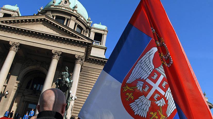 Прозападная оппозиция предложила растоптать законы Сербии