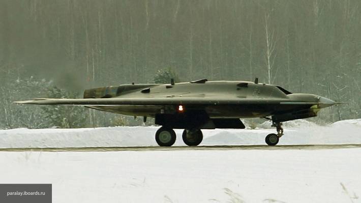 Иностранные читатели восхищаются российскими летательными аппаратами «Охотник» и Су-57