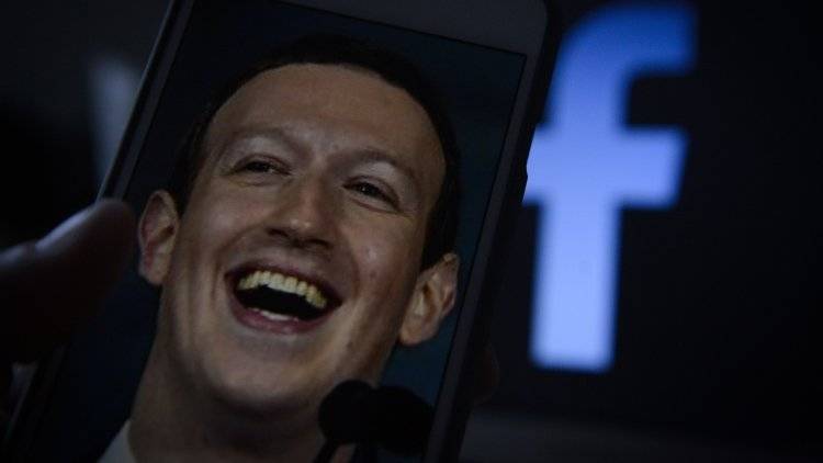 Комиссия Госдумы обратится к Цукербергу с вопросами об исполнении Facebook законов РФ
