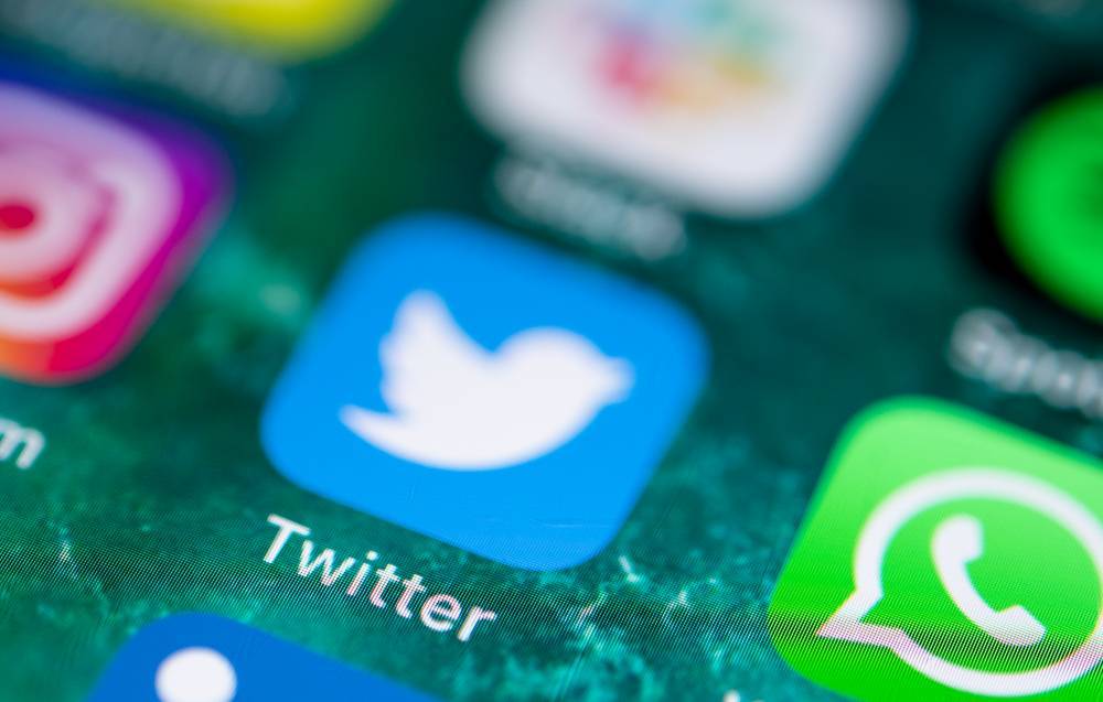 Пользователи сообщают о сбоях в работе Twitter по всему миру