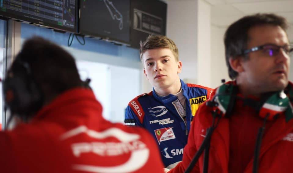 Россиянин Шварцман стал чемпионом "Формулы-3" после гонки в Сочи