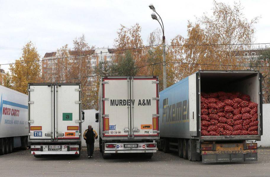 Сумку с 3,5 млн рублей украли из машины доставщика овощей в ТиНАО