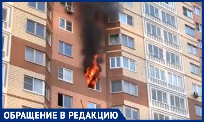 Девушка выпрыгнула из окна горящей квартиры в Москве, потому что пожарные не смогли подъехать к дому