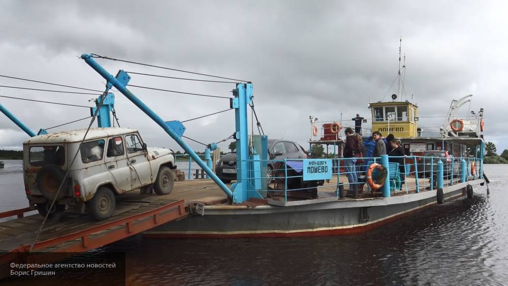 Два судна врезались друг в друга на реке Лена в Якутии
