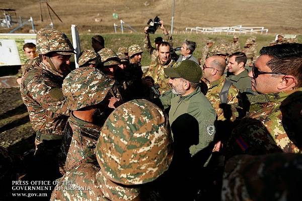 Пашинян: В ходе учений резервисты удвоили численность армянской армии
