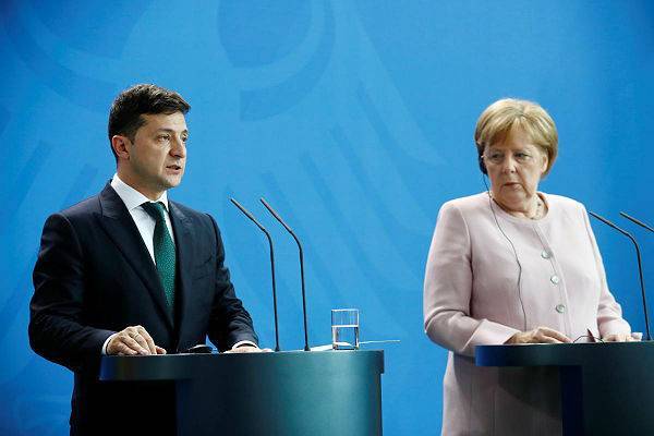 Немецкие СМИ: Зеленский оскорбил правительство Меркель