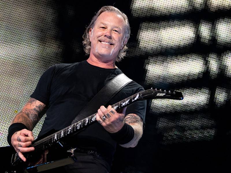 Metallica отменила концерты из-за болезни вокалиста
