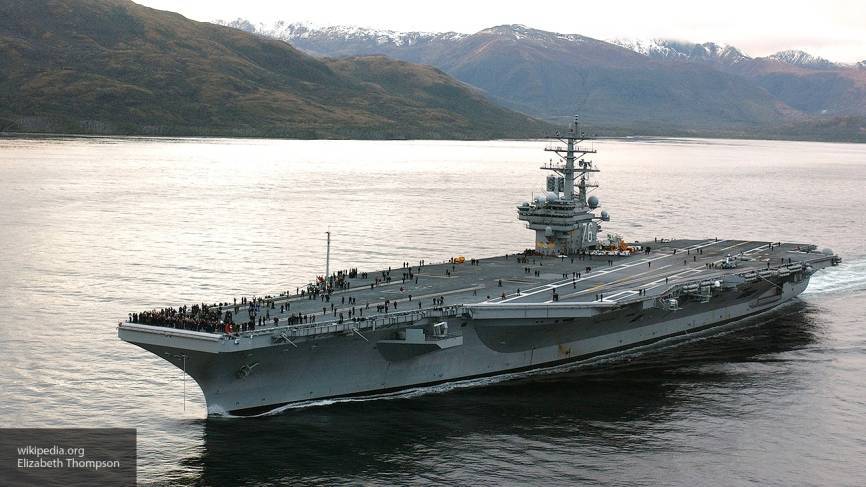 СМИ опубликовали снимки «ловушки» китайских кораблей, куда попал авианосец США