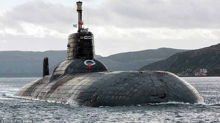 Две российские подводные лодки прибыли на военно-морскую базу в Сирии