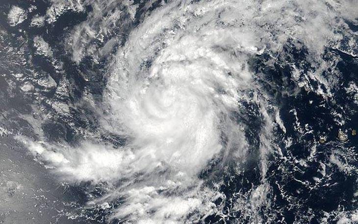 Ураган "Лоренцо" усилился до максимальной категории