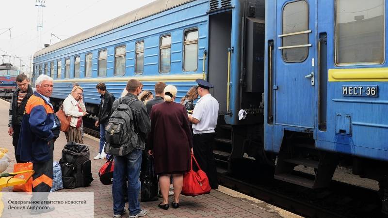 Украинский министр сообщил о планах восстановить транспортное сообщение с Крымом