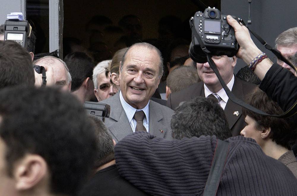 Тысячи людей пришли проститься с экс-президентом Франции Жаком Шираком