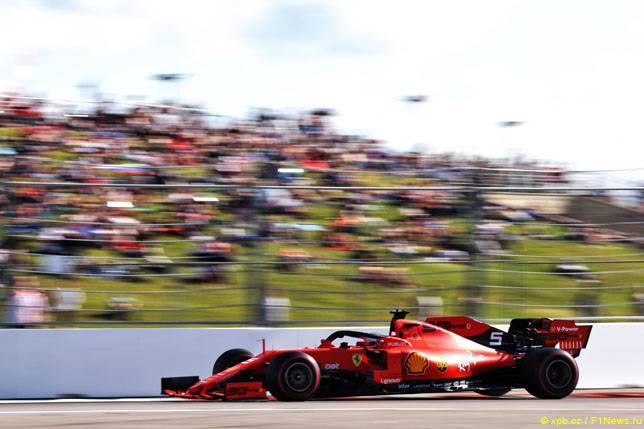 В Ferrari назвали причину схода Феттеля