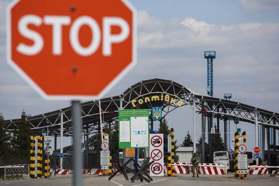 Киев планирует возобновить пассажирские перевозки в Крым
