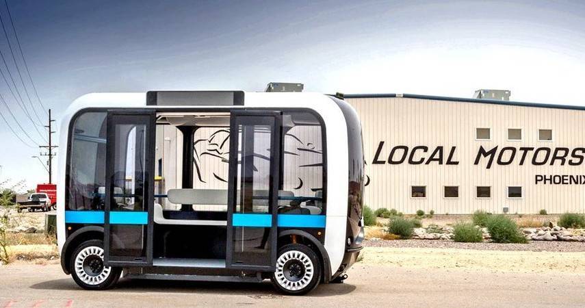 Беспилотный автобус с ИИ напечатали на 3D-принтере (Видео)