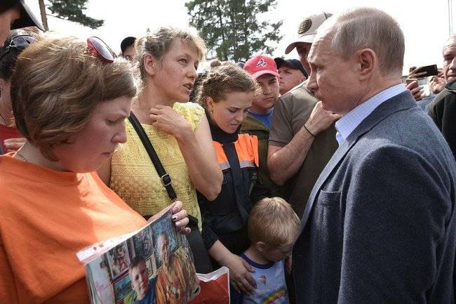 Школу восстановим в течение года: Путин пообщался со школьниками Тулуна