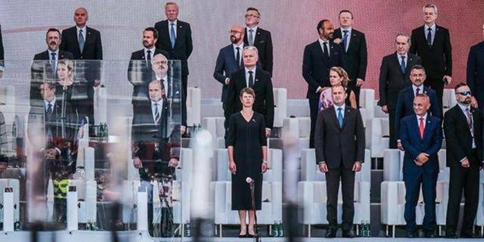 Президент Эстонии заявила об окончании Второй мировой 25 лет назад