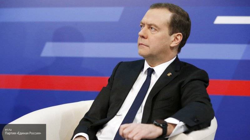 Медведева поразила новая школа в Татарстане, где набрали 11 первых классов