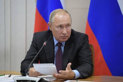 Путин обвинил в некомпетентности мэра подтопленного российского города