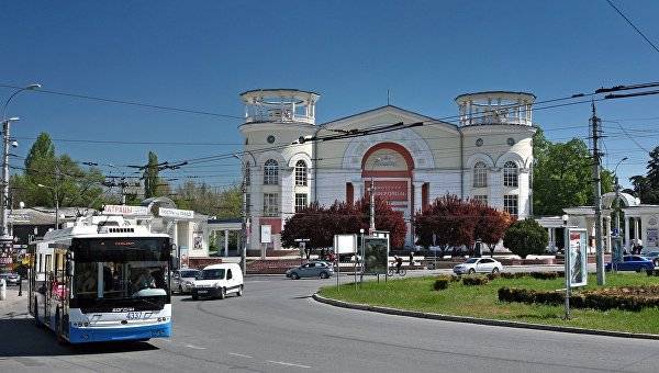 Глава Крыма рассказал, когда отремонтируют кинотеатр "Симферополь"