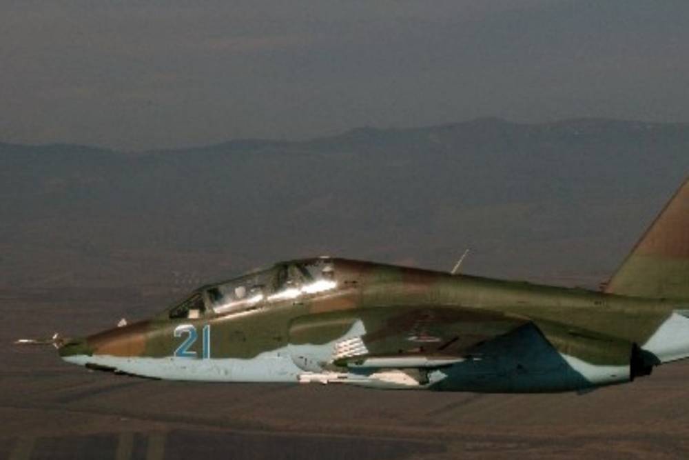 Минобороны: в Ставрополье разбился самолет Су-25УБ