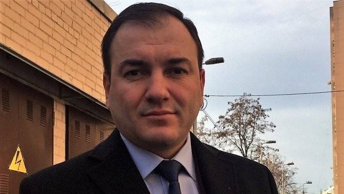 Чиновник, которого Зеленский назвал разбойником и выгнал с совещания, избил активиста