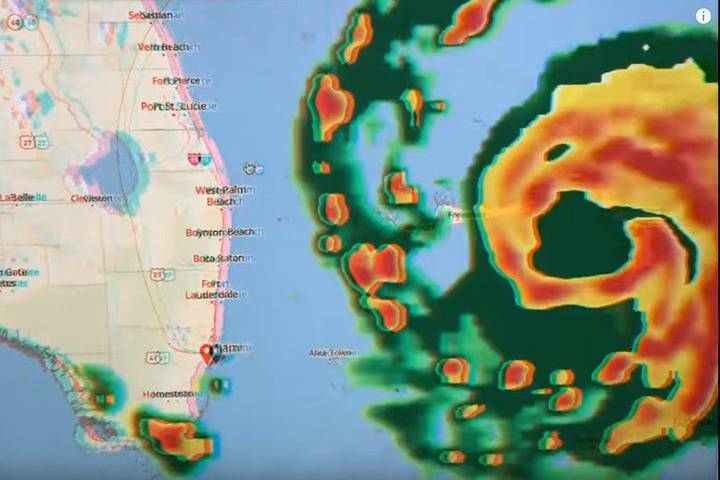 Ураган "Дориан" убил пять человек на Багамах