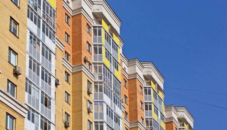 Медведев назвал направления развития рынка жилья в России