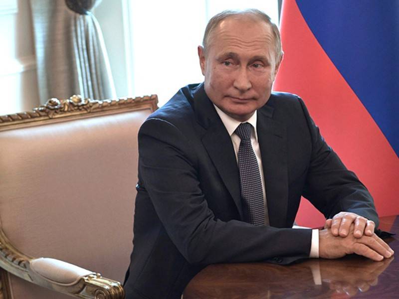 Путин подписал закон об акцизах на топливо