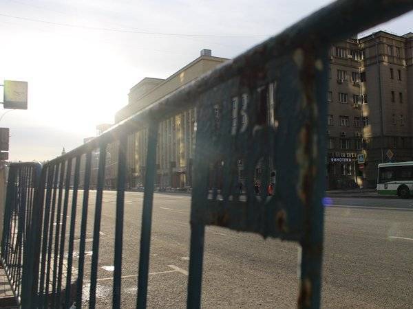 Активисты допустили несанкционированную «прогулку» после митинга на проспекте Сахарова