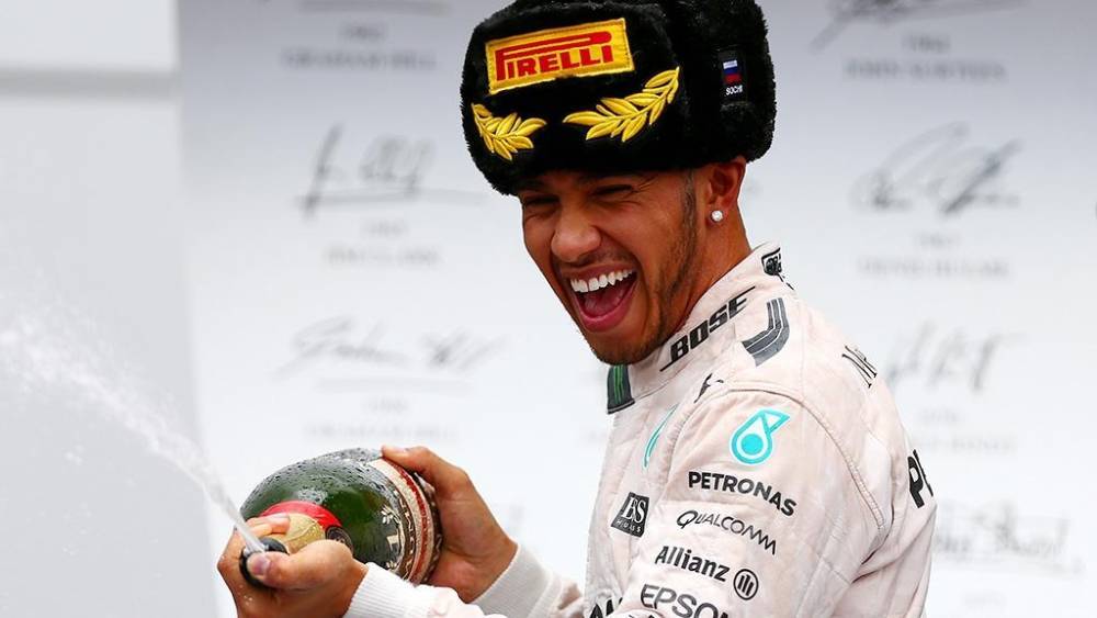 Гран-при России «Формулы-1» выиграл британец Льюис Хэмилтон из команды Mercedes