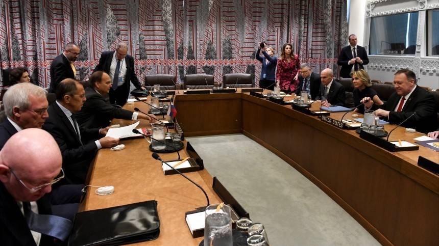 Лавров указал Помпео на неприемлимость отказа в визах делегатам ГА ООН