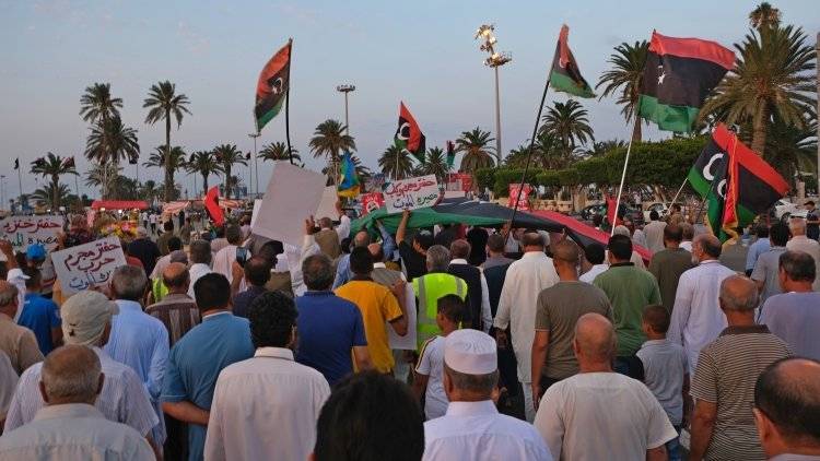 Байкеры в Триполи устроили акцию протеста