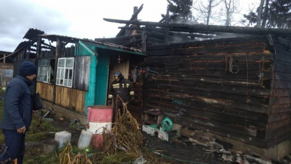 Две трехлетние сестры погибли при пожаре в Иркутской области