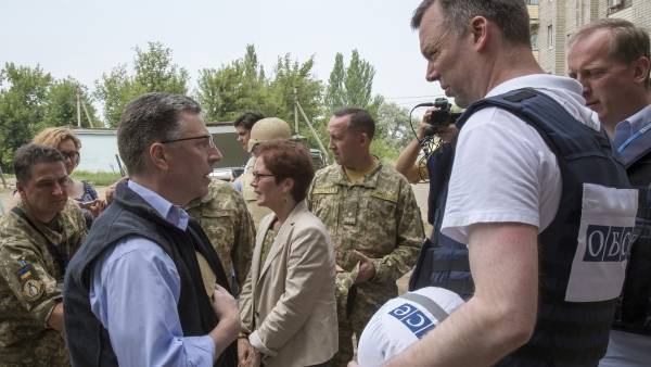 Американская газета выяснила, почему Волкер был так заинтересован в военной помощи Украине