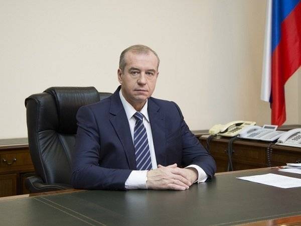 Губернатор Иркутской области продолжает работу. СМИ сообщили о его скорой отставке